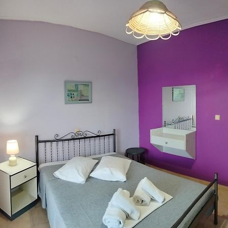 Iliahtida Apartments Rovies Eksteriør billede